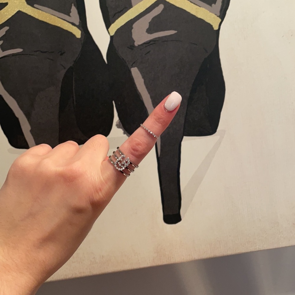Gucci running ring with diamonds - Picture 2 of 3
